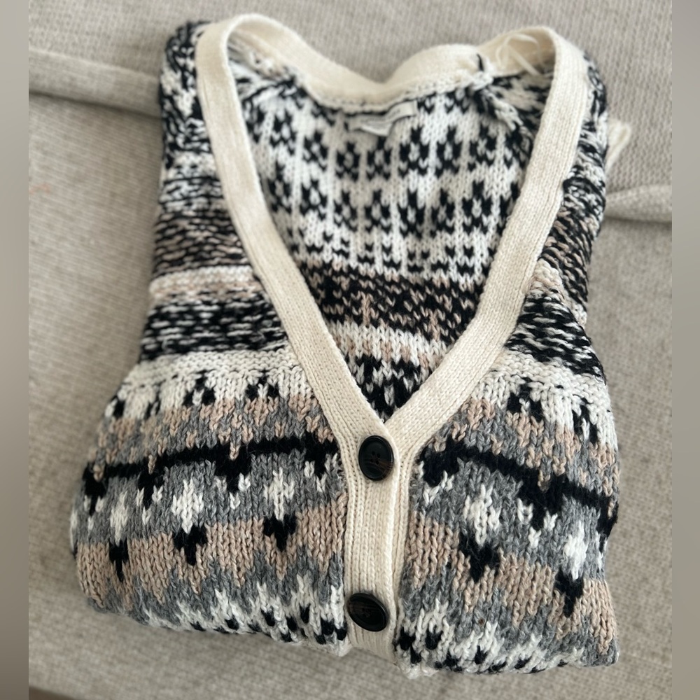 American Eagle knitted cardigan | White and black knit cardigan